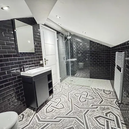 Lucienne Villa Vallauris